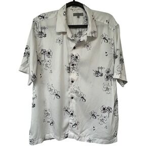 Ted Baker London Runslo Squiggle Print. Short Sleeve Button-Up 
Shirt. Sz 5 (XL)